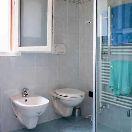 Residenza Roggiolo Apartament Luino