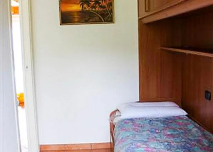 公寓 Residenza Roggiolo