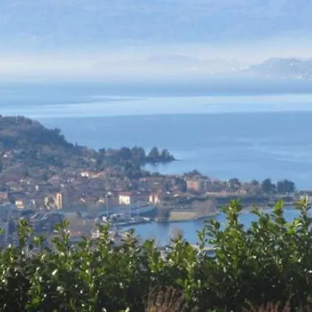 Residenza Roggiolo Apartment Luino