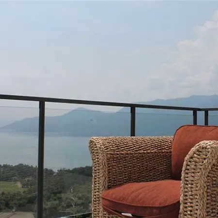 Apartment Residenza Roggiolo Luino